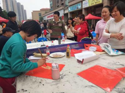 金新宇生活-《笑语满府-名家挥毫贺新春活动》
  昨天从上午整到下午，整到几条腿都软了。数【图4】