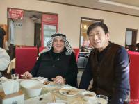 艺术家徐家康生活:«巴勒斯坦驻华大使到东方珍宝艺术馆参观徐家康山水画展»
 【图0】