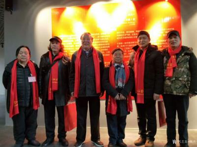 魏杰生活-“两江风骨”中国画作品展于春节期间举行，我的作品参展，分享展会期间人潮涌动的场景【图2】