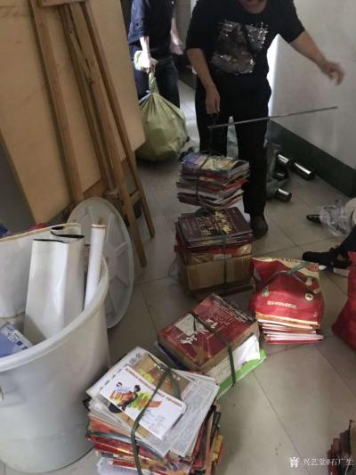 石广生收藏-整理老物件，再见峥嵘岁月。
  整理老物件，发现当年从柏林带回的柏林墙砖，转眼【图6】