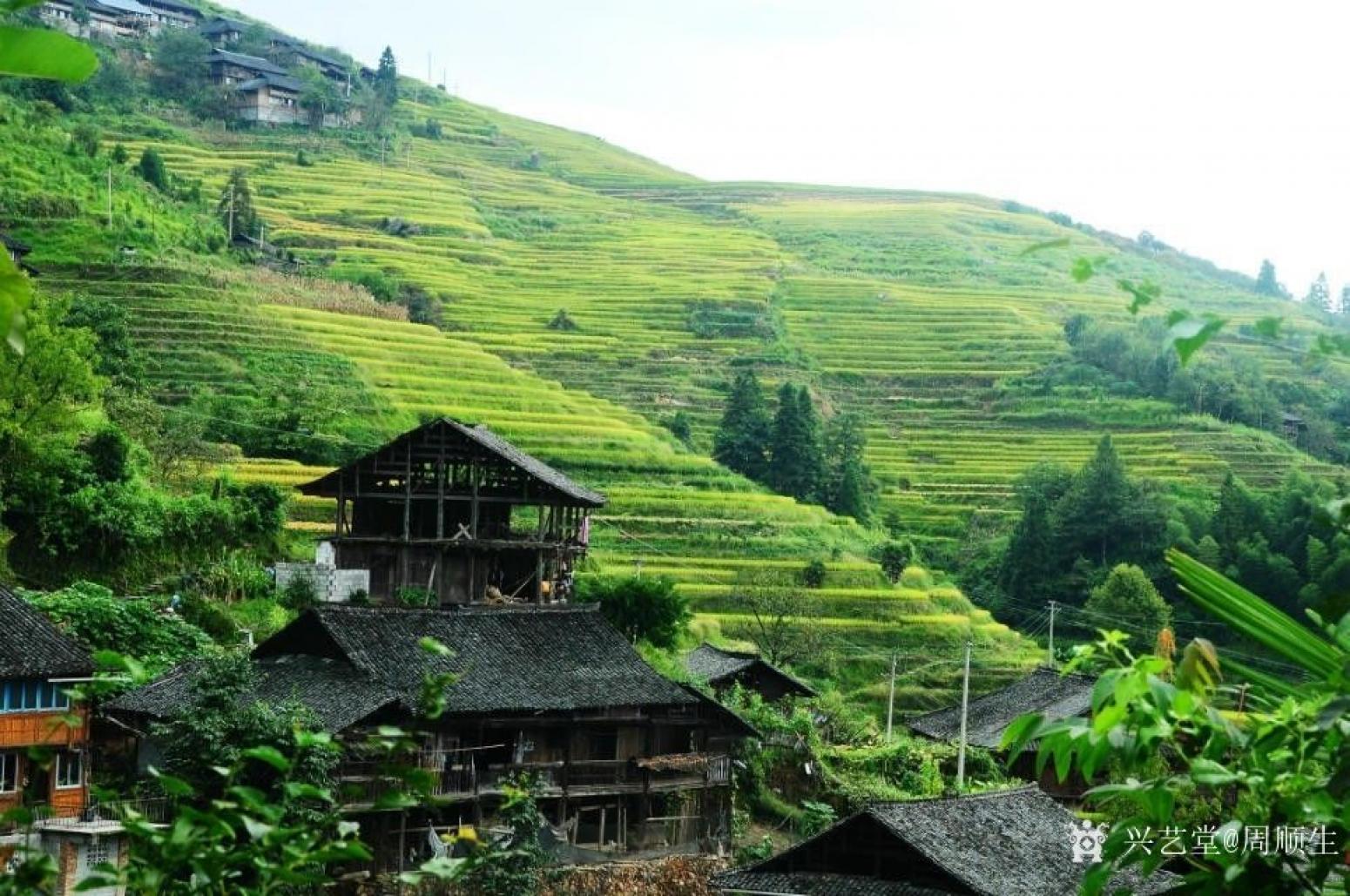 周顺生国画作品《四尺斗方山村清流》【图1】