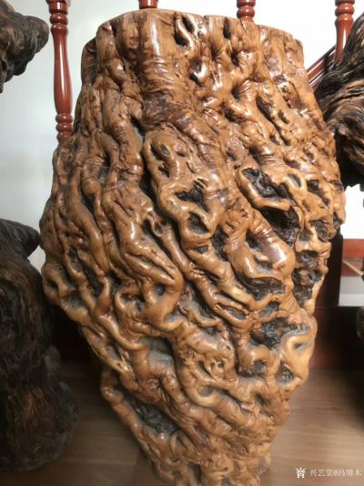冯增木收藏-前些年所购置的根雕作品，现在市场上较少见了，所以有些项目的收藏是有时限性的。今天【图3】