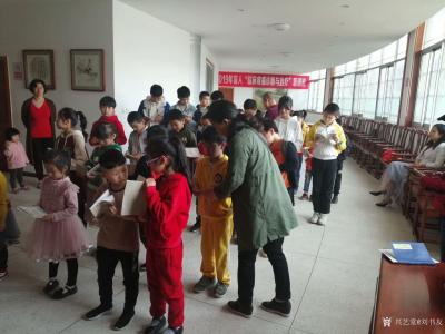 刘书友收藏-4月7日上午在赣州市图书馆，带领智明小夫子国学班上户外课，并观摩赣州市书画大师笔【图2】