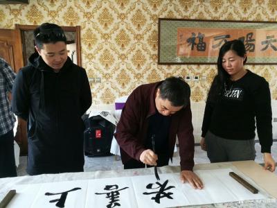 刘建国荣誉-吉林好人公益联盟总结大会合影留念照片。
  