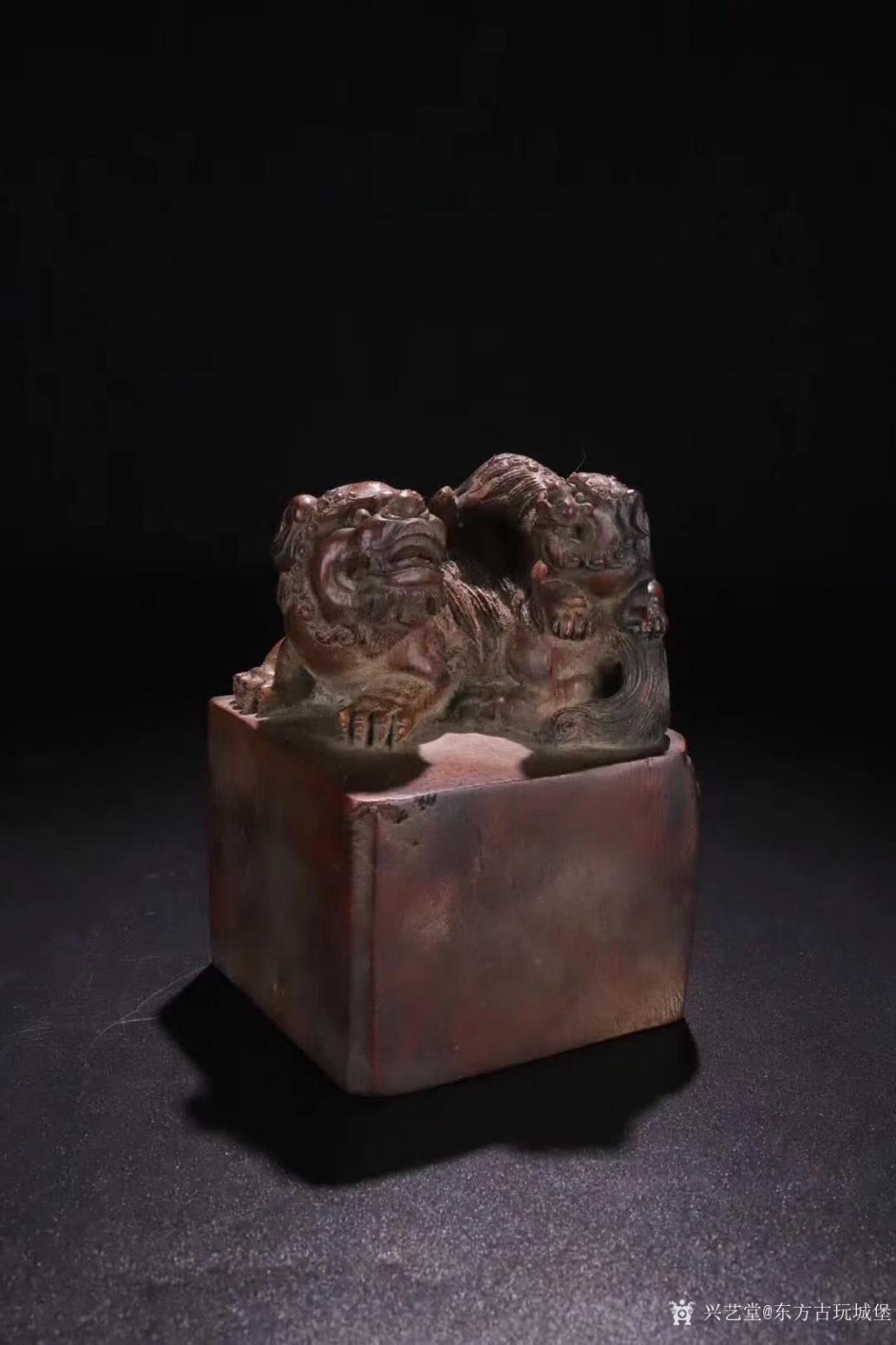 东方古玩城堡雕刻作品《竹雕印章-太狮少狮》【图6】