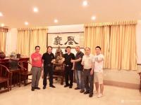 艺术家叶仲桥收藏:参观中山东凤收藏家协会麦主席的收藏馆，近日随市收藏家协会参观【图4】