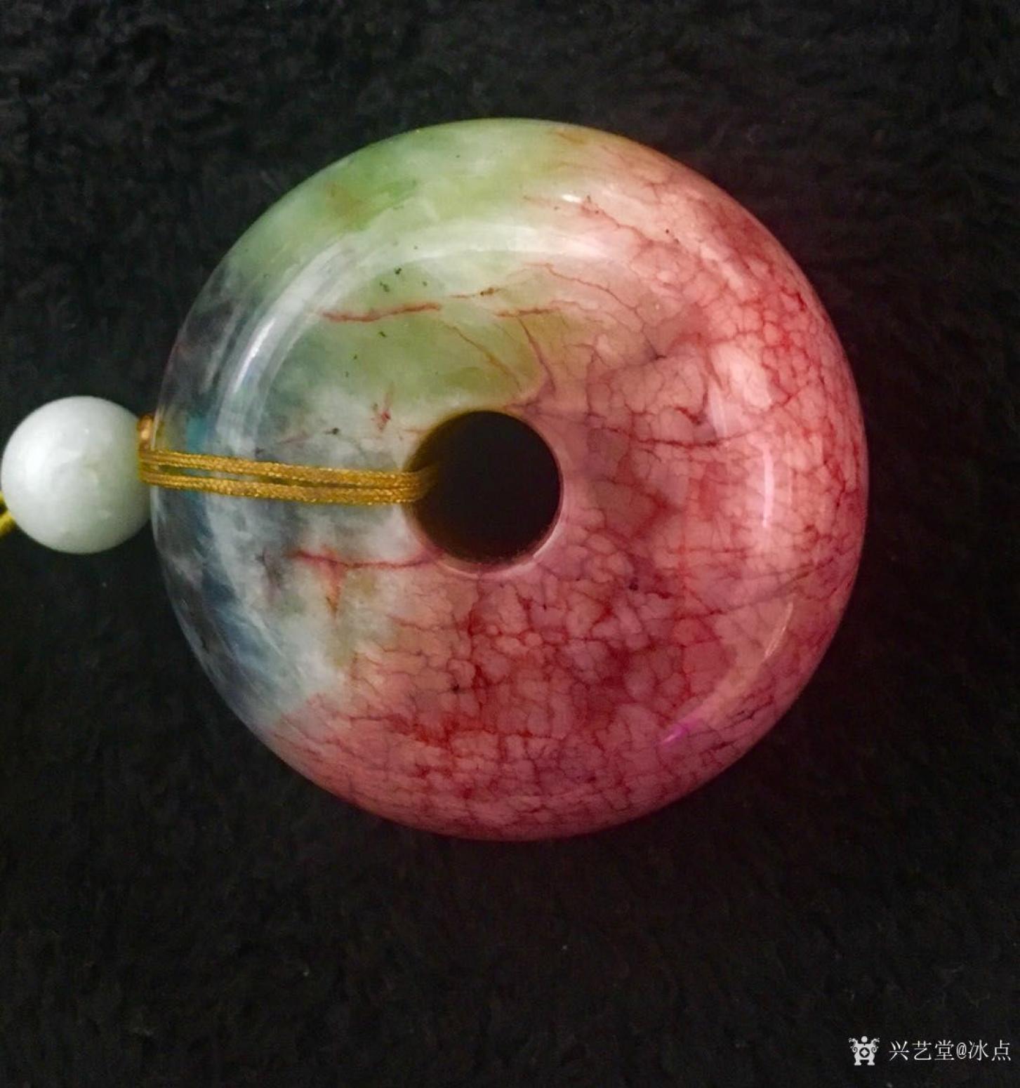 冰点文玩杂项作品《鸡血石玉佩》【图1】