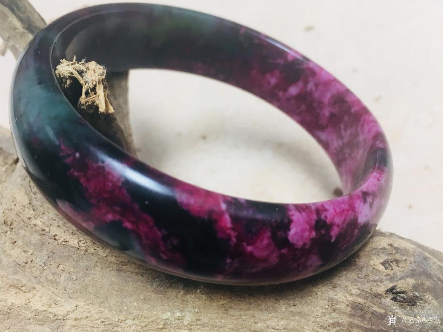 冰点文玩杂项作品《桃花玉手镯》