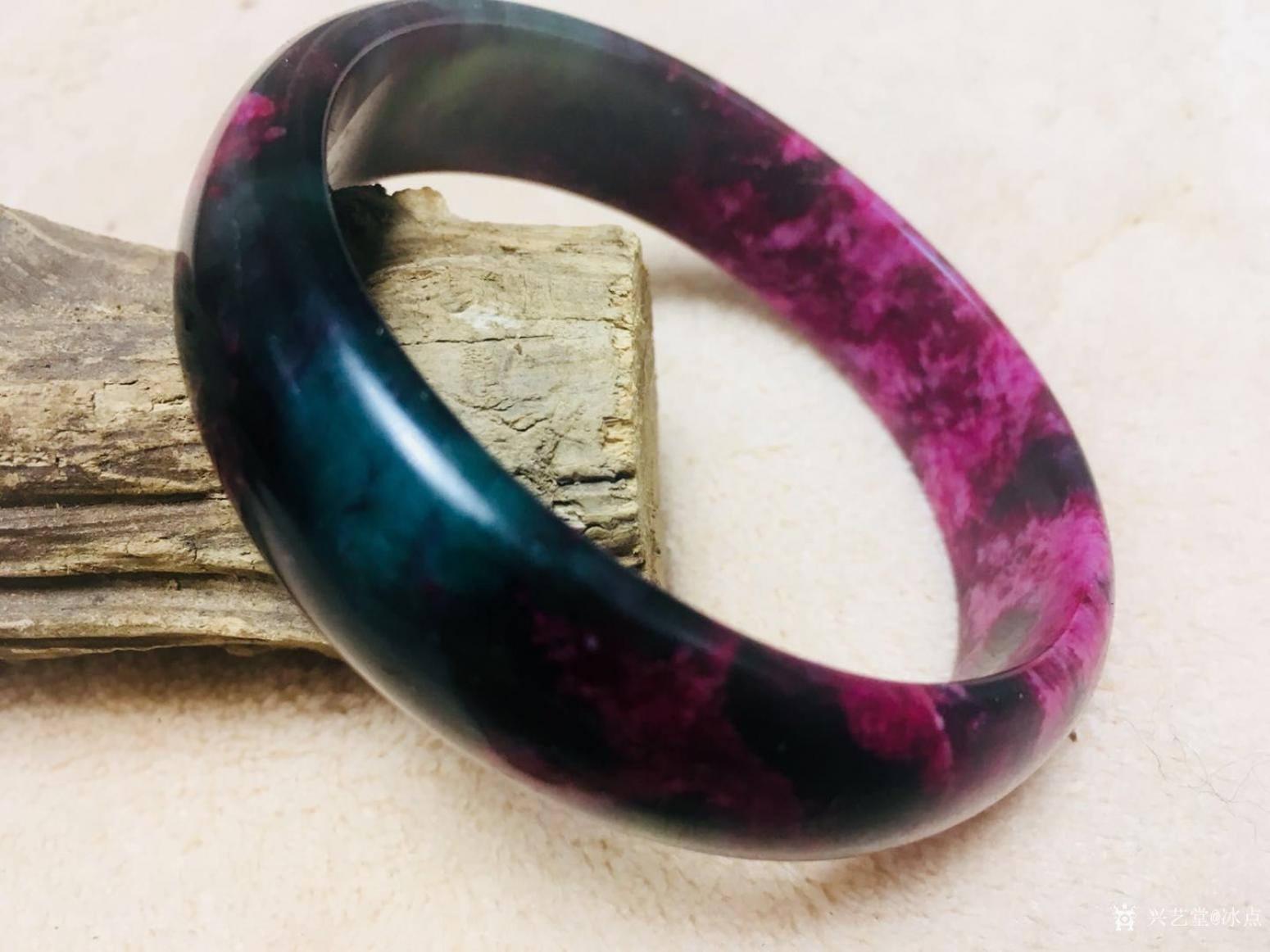 冰点文玩杂项作品《桃花玉手镯》【图1】