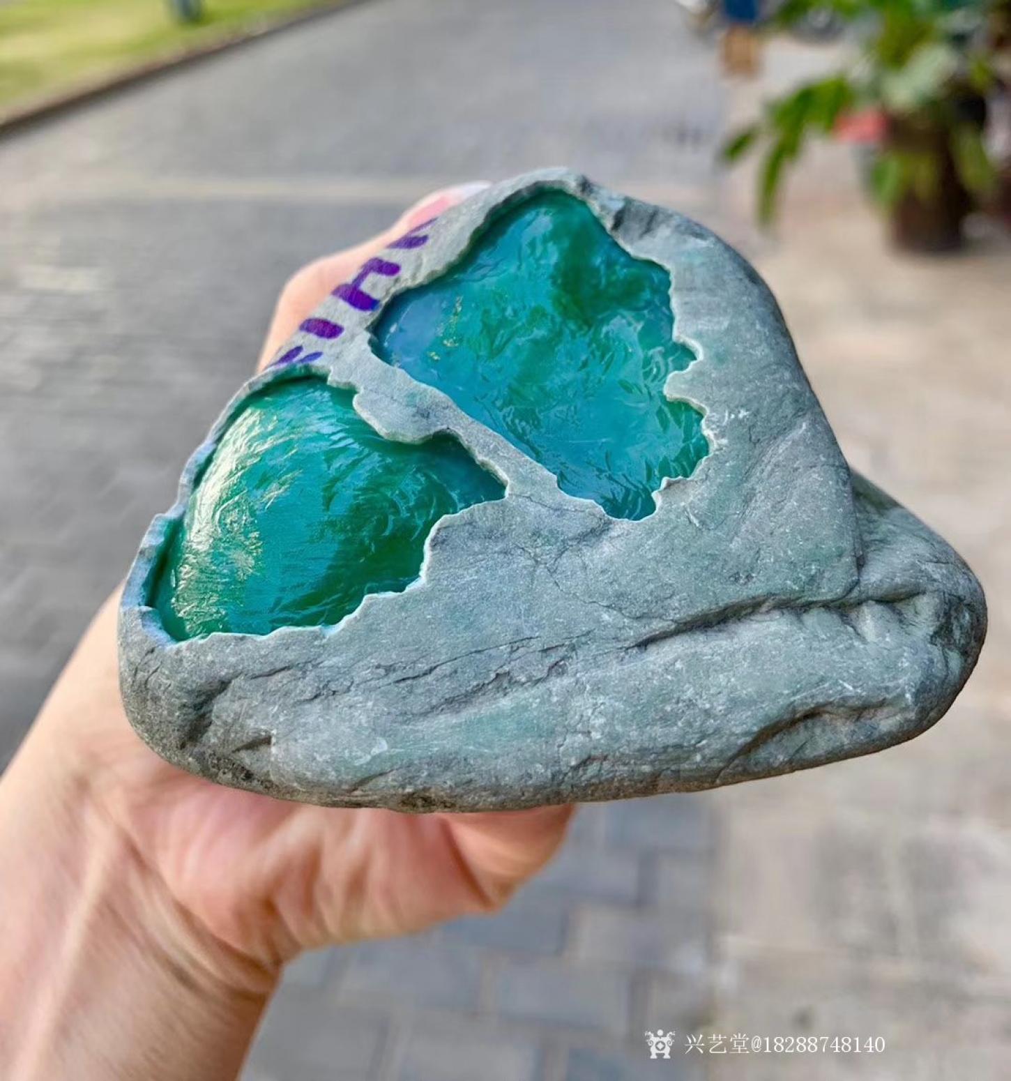 18288748140文玩杂项作品《翡翠原石》【图1】