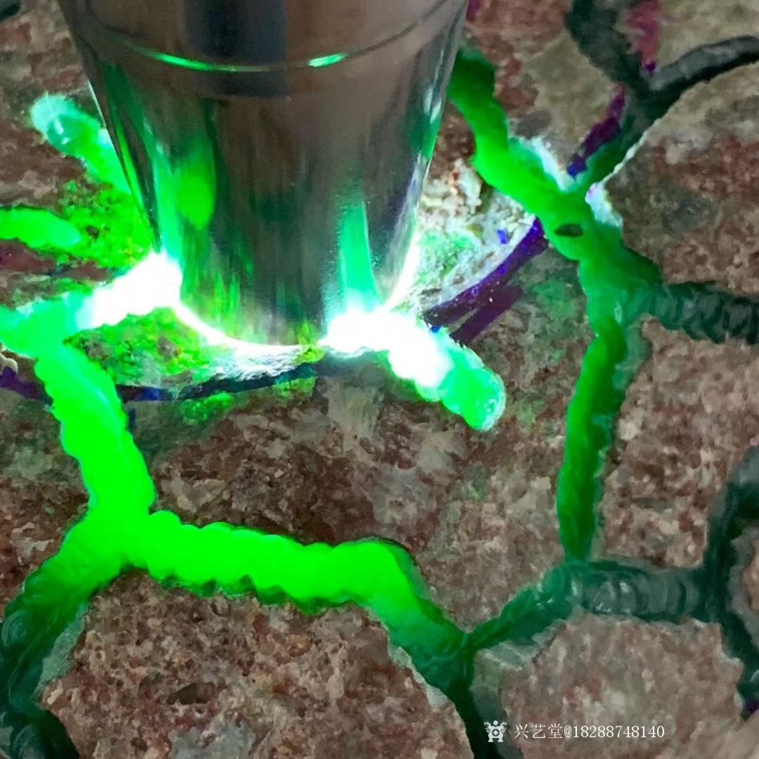 18288748140文玩杂项作品《翡翠原石》