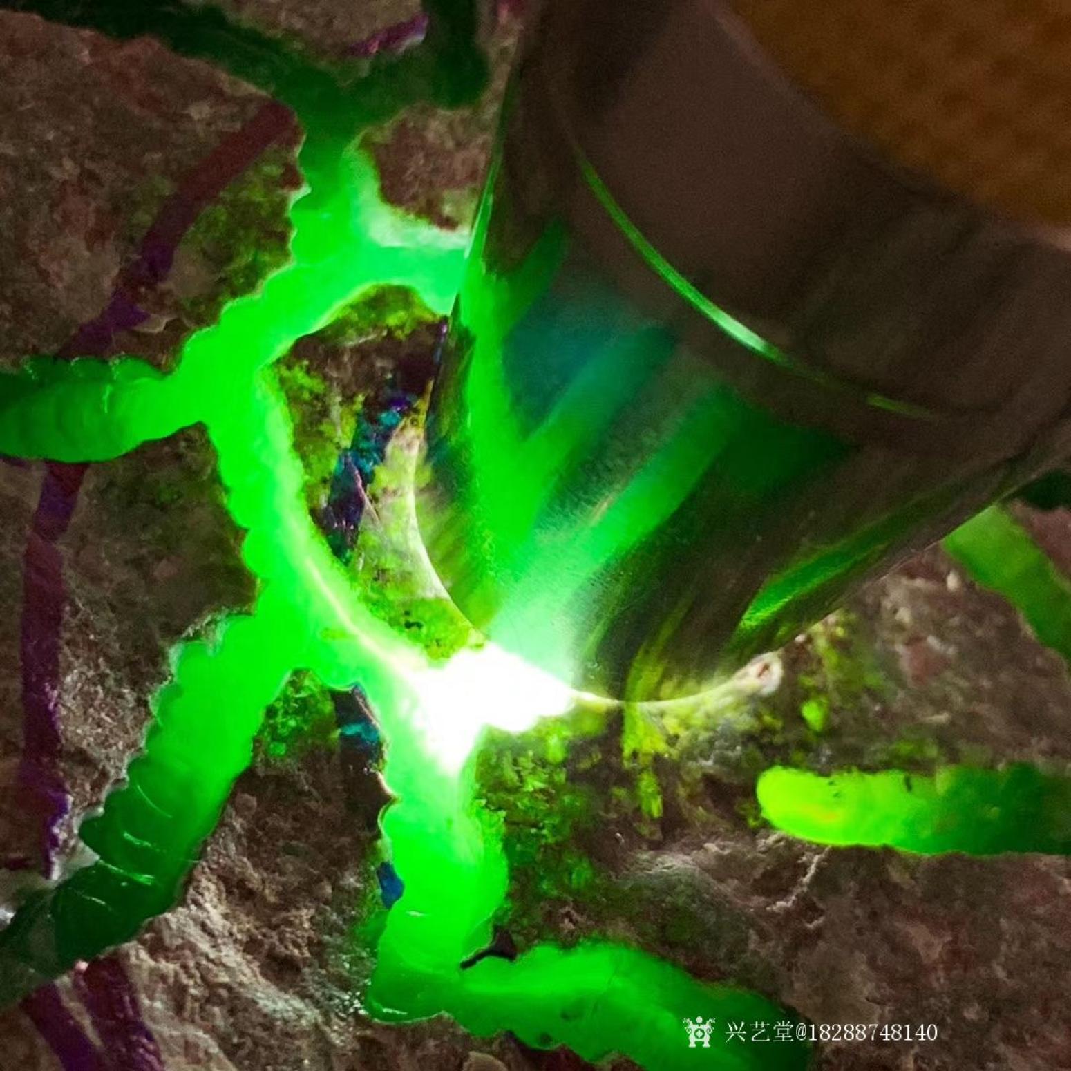 18288748140文玩杂项作品《翡翠原石》【图6】