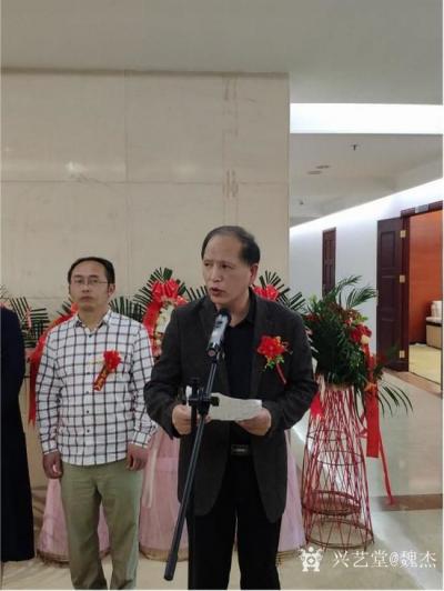 魏杰收藏-《醉美乡情—魏杰中国画作品展》在南昌新四军军部旧址陈列馆隆重开幕。
5月10日【图4】