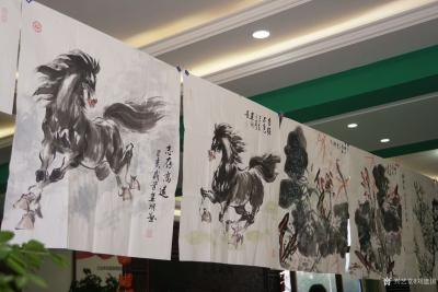 刘建国生活-豪情写丹青，雅梦圆端午；吉林省书画家走进公主岭市新药特药连锁有限公司活动掠影。【图3】