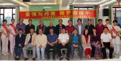 刘建国生活-豪情写丹青，雅梦圆端午；吉林省书画家走进公主岭市新药特药连锁有限公司活动掠影。【图6】