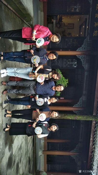 徐如茂收藏-买国画作品很多都是西北地区的游客，甚至卖菜的陇南农民都收藏字画，可见中原文化的博【图1】