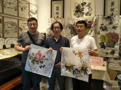 徐如茂收藏-买国画作品很多都是西北地区的游客，甚至卖菜的陇南农民都收藏字画，可见中原文化的博【图5】