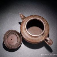 艺术家东方古玩城堡收藏:清代：陈鸣远款诗文紫砂壶；
规格：高10cm 长宽19cm【图5】