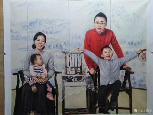 艺术品图片：艺术家黎群油画作品名称《幸福一家》议价