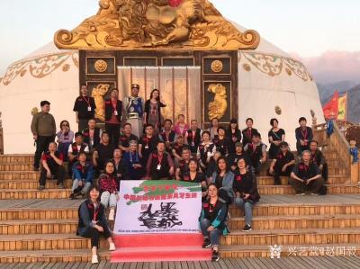 赵国毅收藏-苍天圣地阿拉善一一与著名画家邹立颖老师在贺兰山下阿拉善采风写生。
  “艺术下【图5】