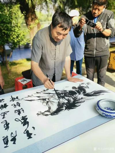 刘建国收藏-第六届吉林省市民文化节“我和我的祖国“--艺术家走进长春德苑。
  庆祝中华人【图2】