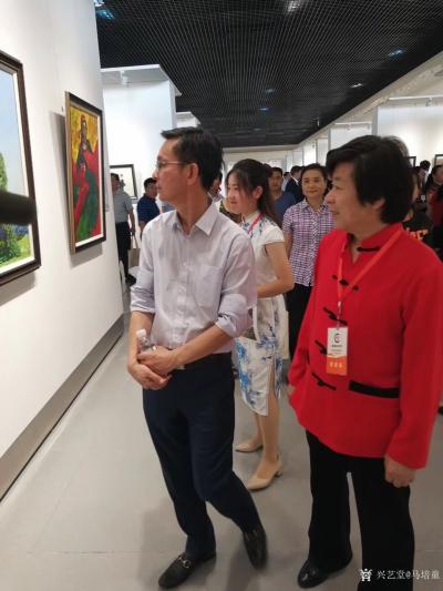 马培童收藏-香港画院院长马培童，陪同香港画院名誉院长何家英、参加山东“翰墨青州•2019中国【图1】