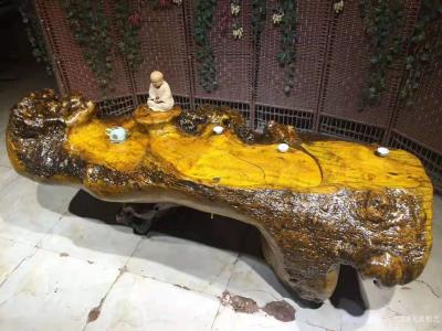 飞黄根艺日记-根雕茶盘好用还是石茶盘好用？对茶盘不是很了解的朋友会有这个疑惑。
从根雕茶盘和【图3】