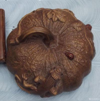 荆古轩收藏-收藏二十多年不同规格的老紫砂南瓜，老清罐子和飘花翡翠。此藏品是我从不同地方不同藏【图2】