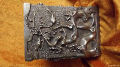 荆古轩收藏-老物件三个1，锡制镀银浮雕花卉笔筒。2，六十年代铜器珐琅彩花卉笔筒。3.晚清民国【图4】