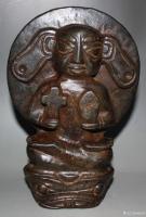 艺术家杨牧青日记:送鉴藏品名称：坐像/十字架;
材质：陨石;
编号：BJX【图0】