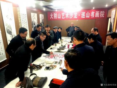 甘庆琼生活-应邀参加在大别山革命老区河南省光山县举行的美术沙龙，来自光山、新县、潢川、息县、【图3】