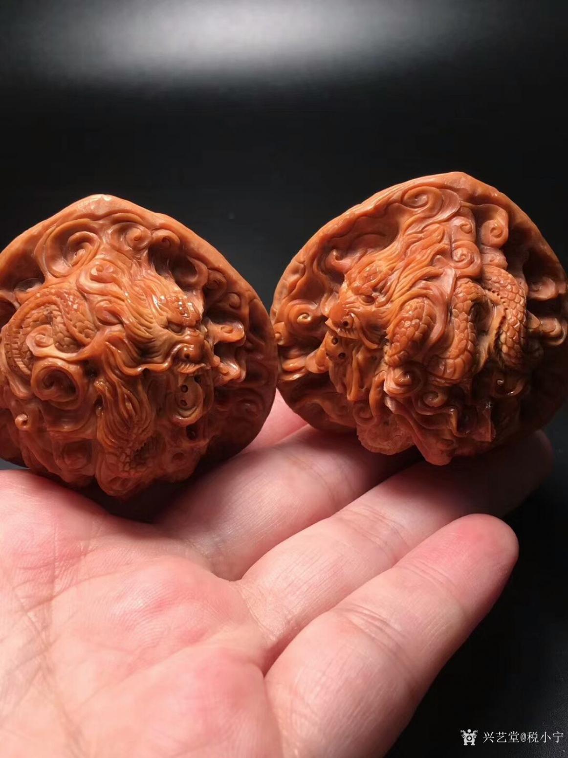 税小宁雕刻作品《核雕-双龙戏珠》【图6】
