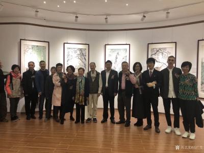 石广生收藏-一花一世界，两国两丹青。方楚雄林淑然艾瑞三人联展在广州陈树人纪念馆温馨而隆重举行【图1】