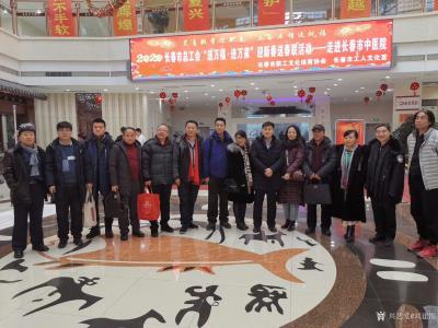 刘建国生活-2020长春市总工会“送万福、进万家”迎新春送春联活动--走进长春市中医院。
【图6】