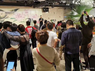 阎敏生活-1月11日上午《那些花儿》深圳20人画展在宝安体育馆茶悦世界 方点•园点艺术空间【图2】