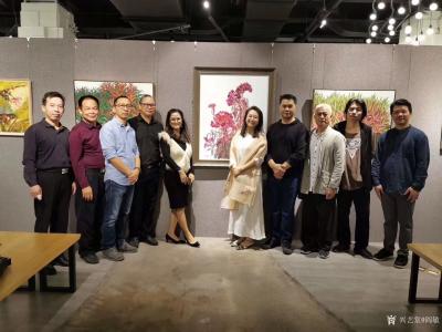 阎敏生活-1月11日上午《那些花儿》深圳20人画展在宝安体育馆茶悦世界 方点•园点艺术空间【图5】