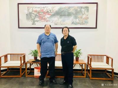 叶仲桥收藏-省委政法系统领导、高级警官吕宏望先生多才多艺，去年秋的时候到我工作室参观考察指导【图4】