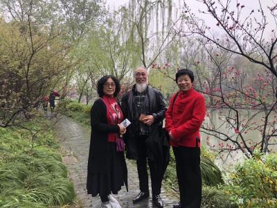 马培童生活-香港画院，煙花三月下揚州   
應揚州方面邀請，香港畫院院长马培童、執行院長姜【图2】