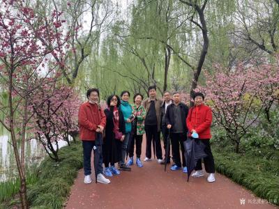 马培童生活-香港画院，煙花三月下揚州   
應揚州方面邀請，香港畫院院长马培童、執行院長姜【图4】