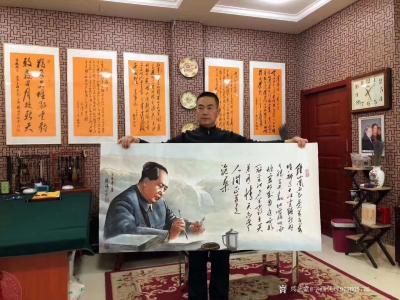 字画代理威977805476日记-魏鸿，男，河北邢台南宫人，红色书画家、中国老年书画研究会会员、中国楹联学会会员、【图1】