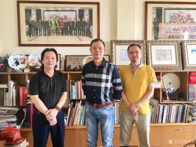 叶仲桥收藏-日前世界知名石材行业老大意大利卡拉拉市徐总参观考察我的工作室。广东美协理事、云浮【图5】