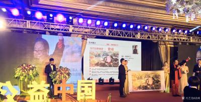 袁峰生活-“不忘初心，美丽延安，全国名家书画巡展在京开幕”
  生活的舞台上，每个人都在【图2】