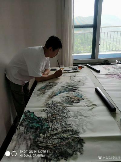 李玉凤收藏-著名书画家卢光华院长,中国美家协会会员！
 精心创作的四尺整张国画山水画《天井【图1】