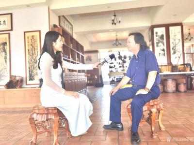 叶仲桥荣誉-8月26日上午接受云浮电视台采访录制节目，再次展示才华，体验出才子隹人风流潇洒自【图1】