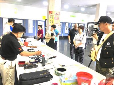 叶仲桥收藏-由云浮市文化馆组织举办的“云浮清远两市书画名家交流展”和即席书画挥毫活动于202【图5】