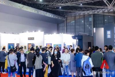 马培童收藏-10月22日下午，艺术上海国际博览会开幕圆满成功！
时尚经典携手优秀书画家亮相【图4】