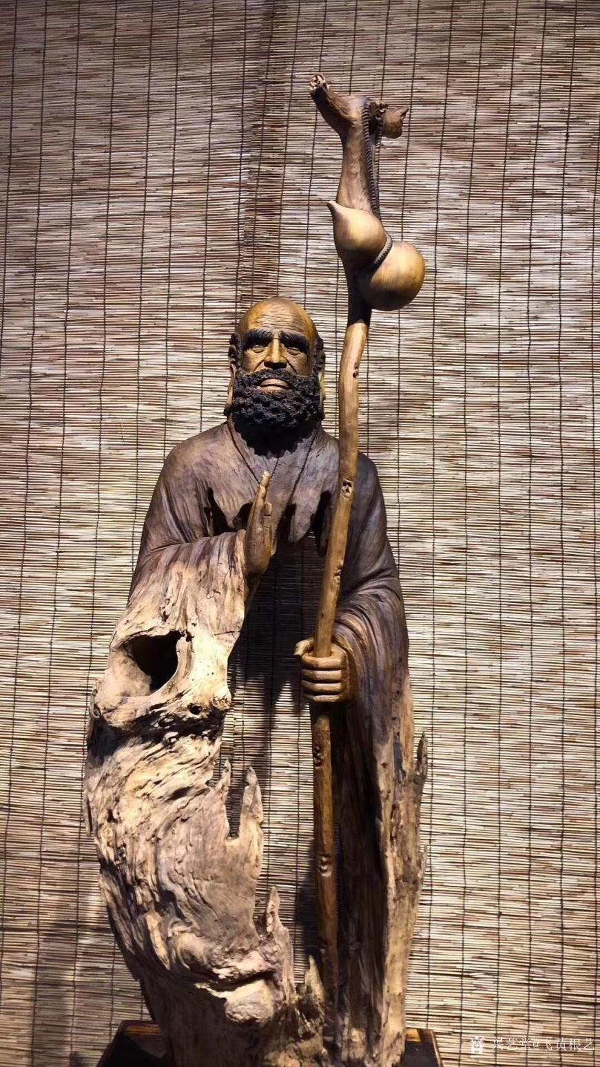 飞黄根艺雕刻作品《根雕作品：达摩》
