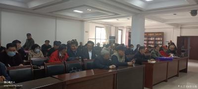 李万勤收藏-韩城市老年书画协会三月例会，会上李岳民会长安排了今年的工作，吴帮学书记组织大家学【图4】