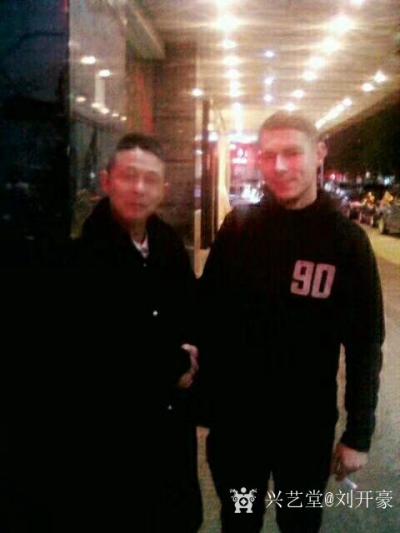 刘开豪生活-刘开豪迎接到访的外籍友人交流中西方文化【图1】