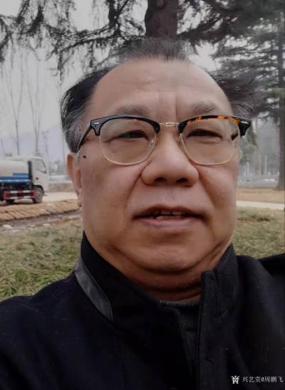 周鹏飞生活-诗歌《独坐茶思咏志》——作者周鹏飞
独坐空庭一事无，
息羽敛性读闲书。
移【图1】